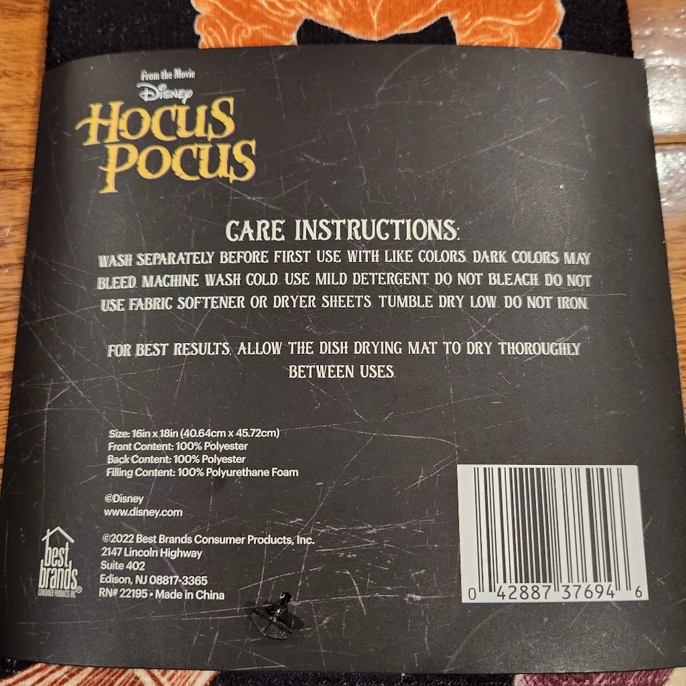 NWT Disney Hocus Pocus Dish Drying Mat 16